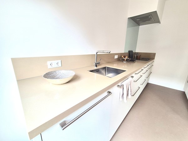 Medium property photo - Van Eeghenstraat 20-2, 1071 GG Amsterdam